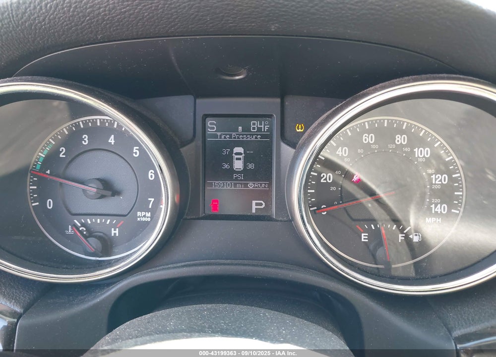 2013 JEEP GRAND CHEROKEE VIN: 1C4RJFAG9DC636147