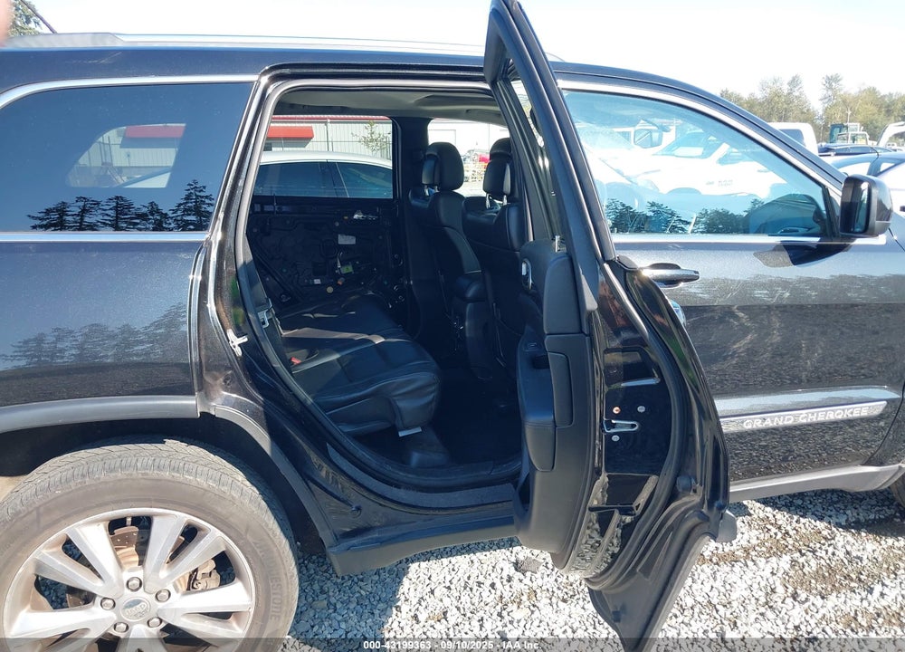 2013 JEEP GRAND CHEROKEE VIN: 1C4RJFAG9DC636147