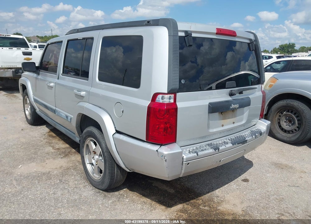 2009 JEEP COMMANDER VIN: 1J8HH48K49C558222