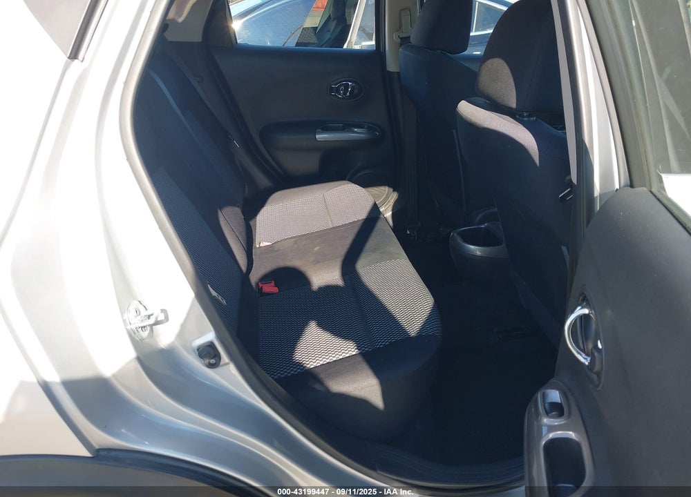 2016 NISSAN JUKE VIN: JN8AF5MR8GT603767