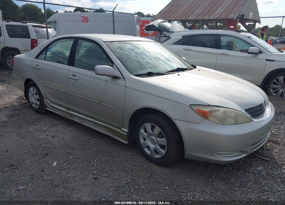 2003 TOYOTA CAMRY LE VIN: 4T1BE32K33U739558