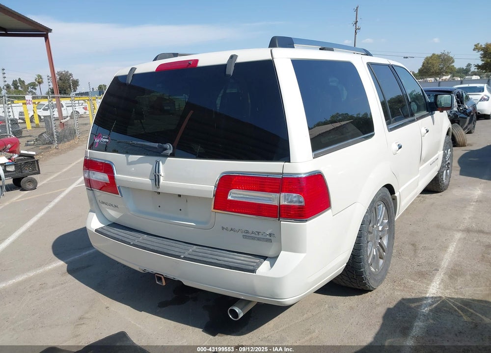 2008 LINCOLN NAVIGATOR VIN: 5LMFU27528LJ04665