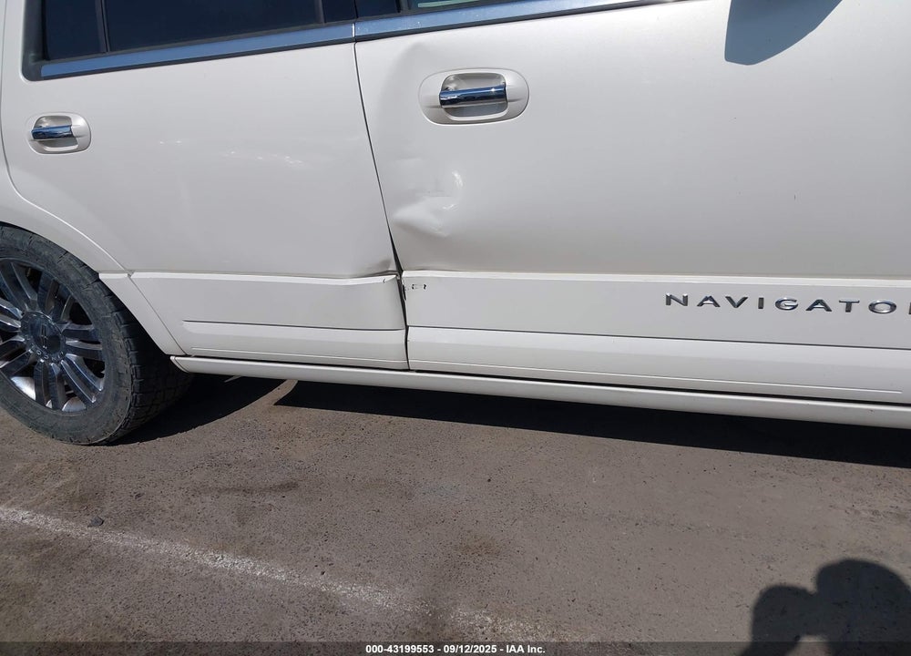2008 LINCOLN NAVIGATOR VIN: 5LMFU27528LJ04665