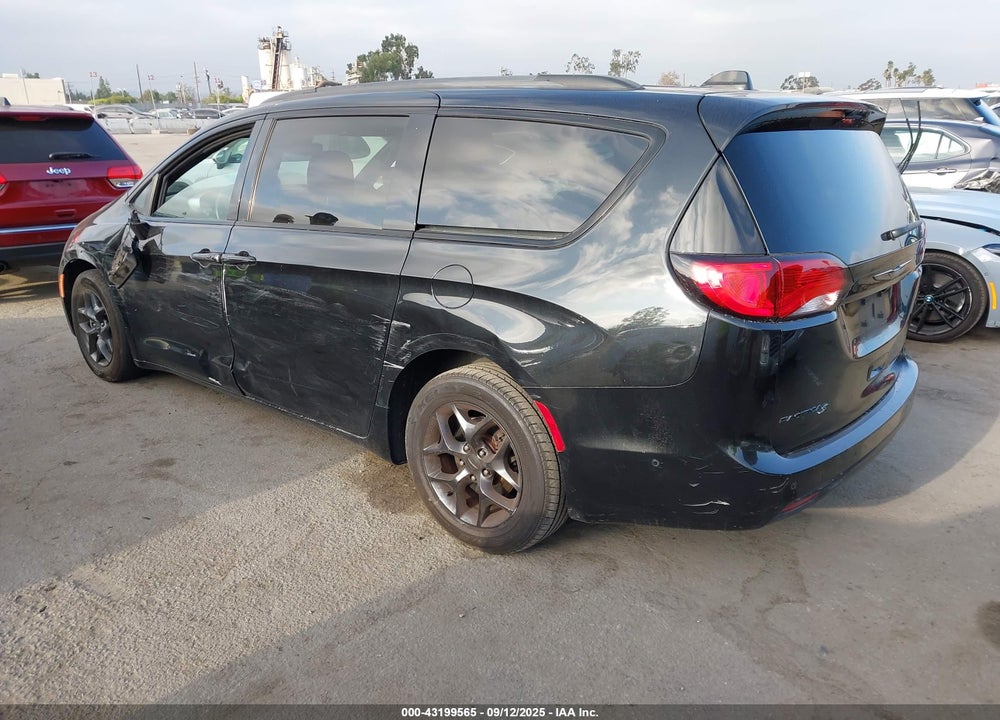 2019 CHRYSLER PACIFICA VIN: 2C4RC1FG5KR640111