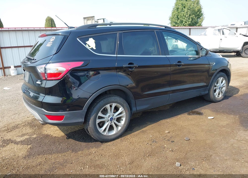 2018 FORD ESCAPE VIN: 1FMCU0GD0JUC83497