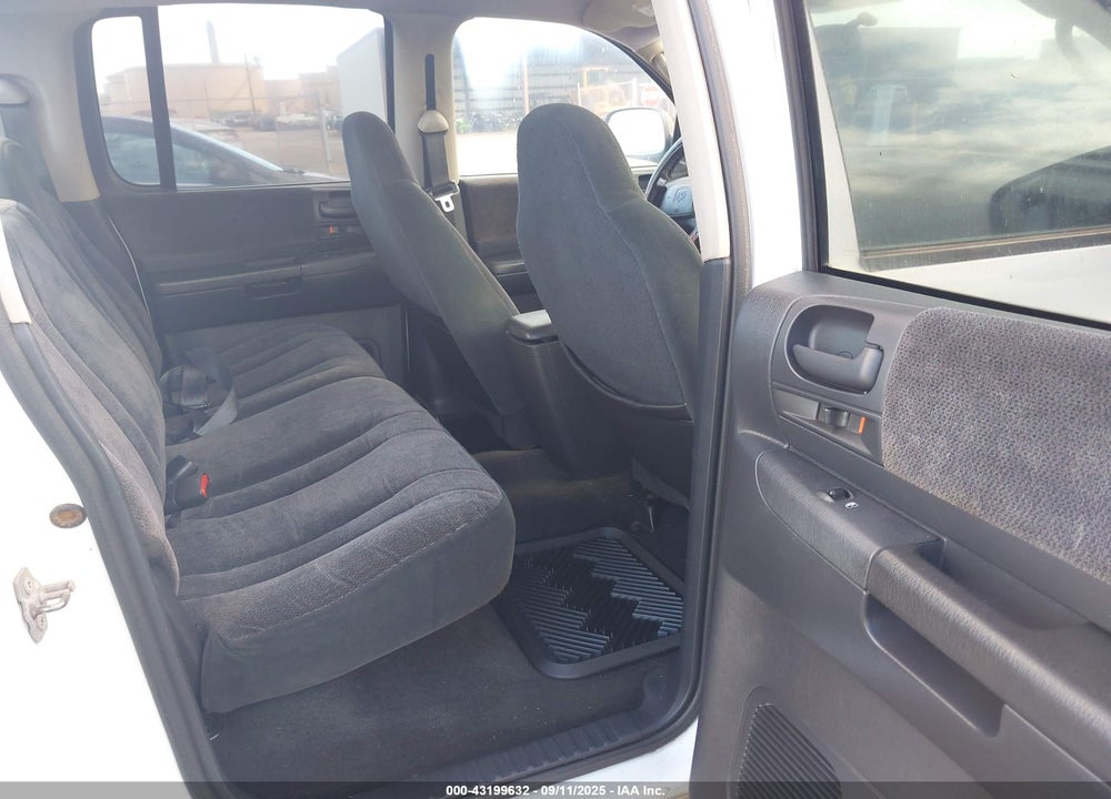 2002 DODGE DAKOTA SLT VIN: 1B7HG48Z82S517093
