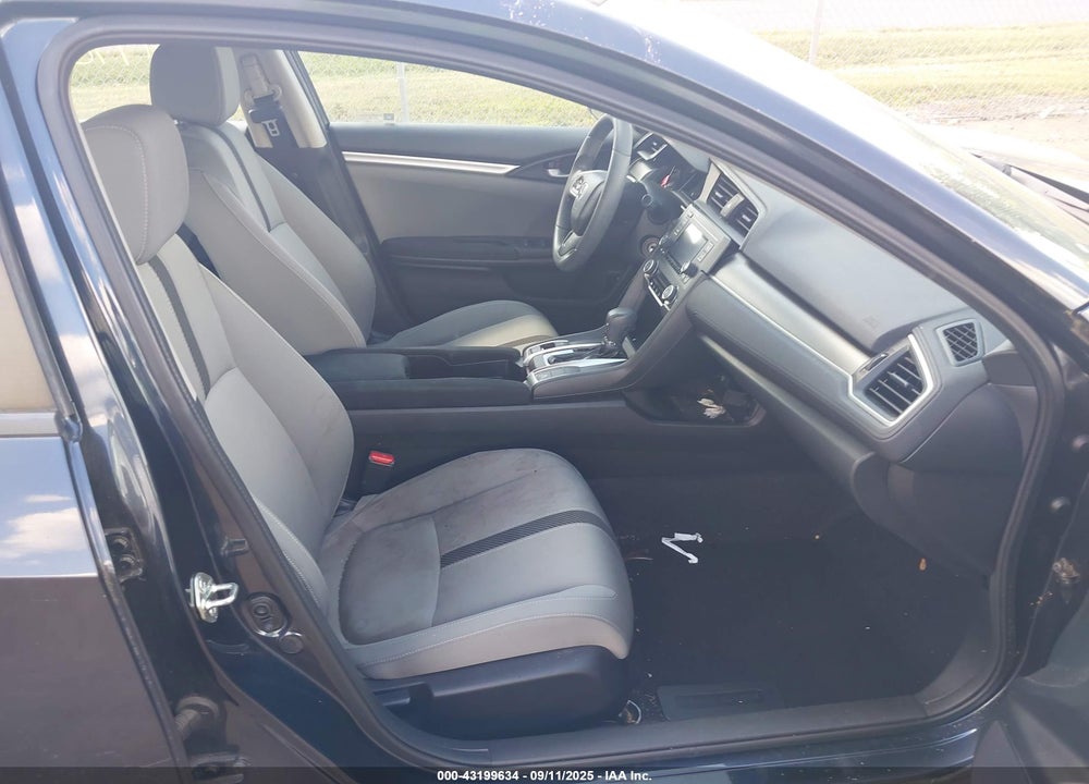 2017 HONDA CIVIC VIN: 2HGFC2F52HH572163