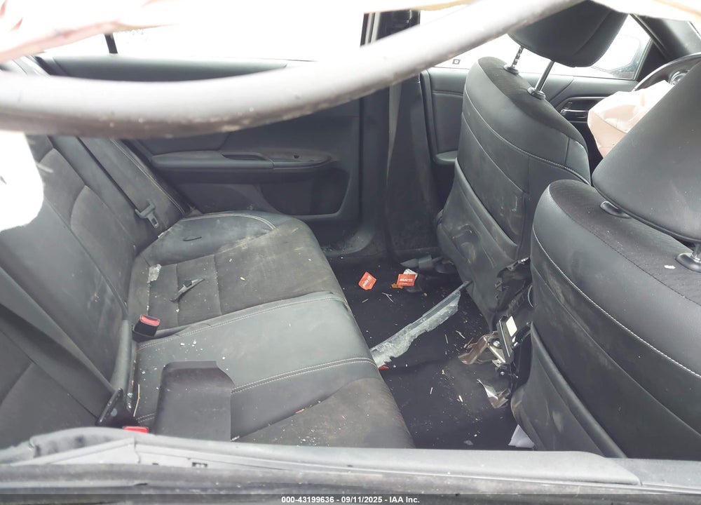 2017 HONDA ACCORD VIN: 1HGCR2F50HA191458