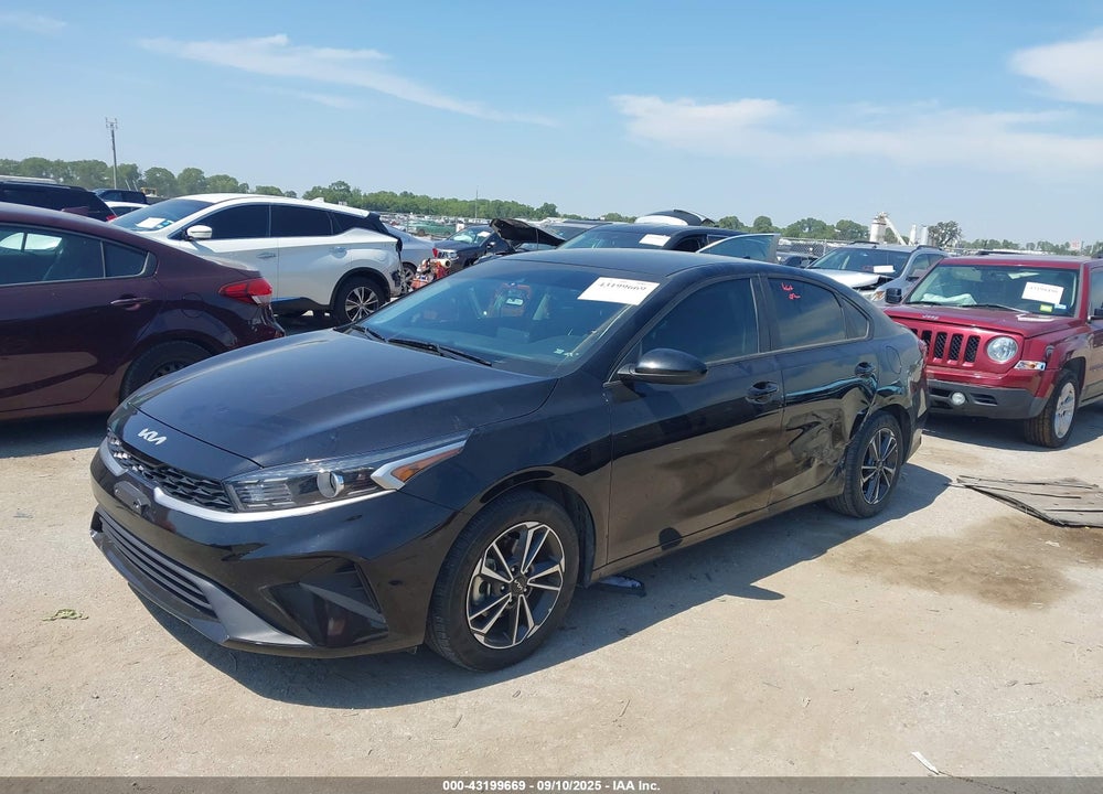 2023 KIA FORTE VIN: 3KPF24ADXPE613614