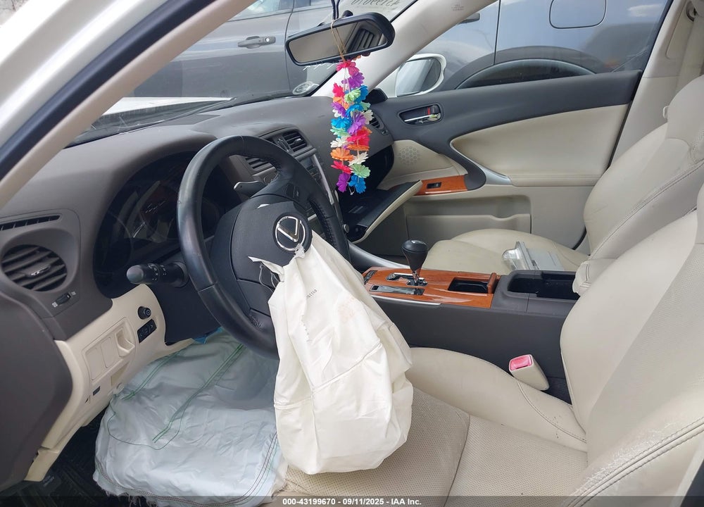 2009 LEXUS IS 250 VIN: JTHBK262695104501