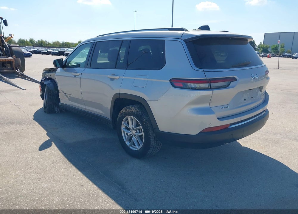 2023 JEEP GRAND CHEROKEE L LAREDO 4X4 VIN: 1C4RJKAG4P8894950