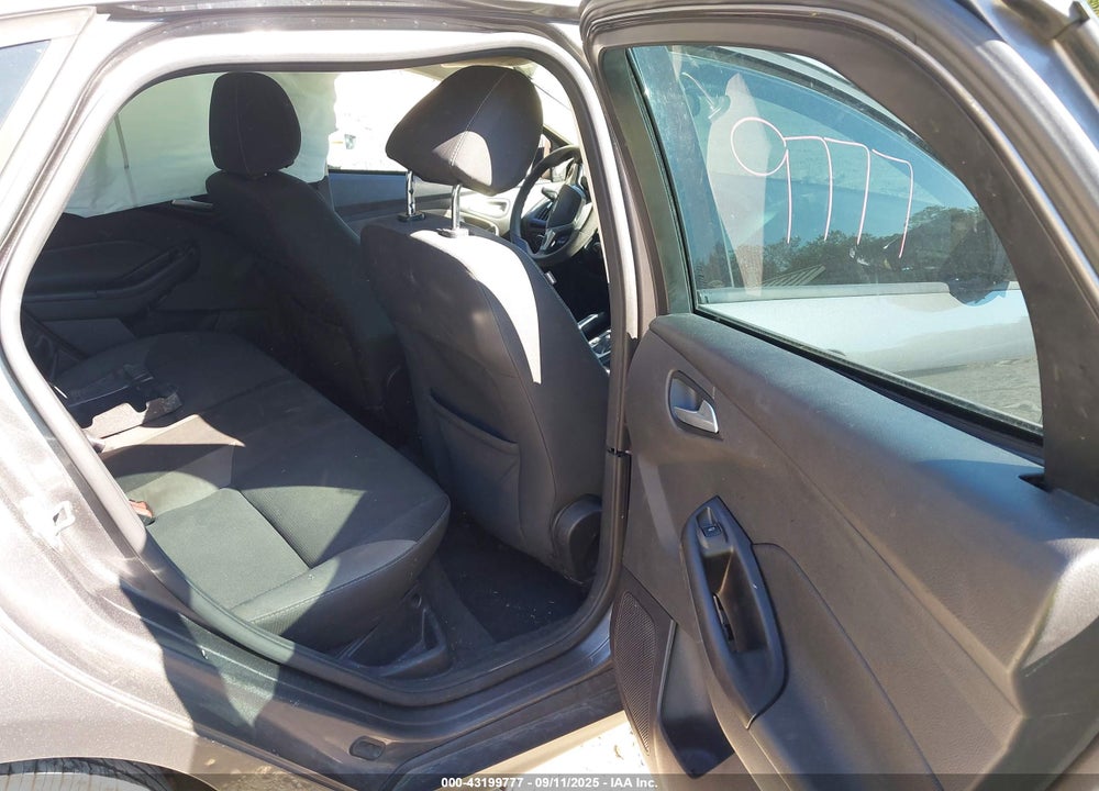 2013 FORD FOCUS VIN: 1FADP3F20DL208591