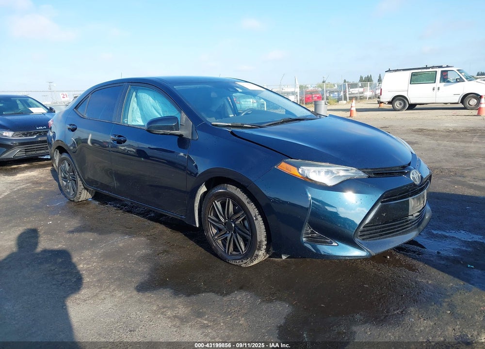 2017 TOYOTA COROLLA LE VIN: 5YFBURHE5HP667035