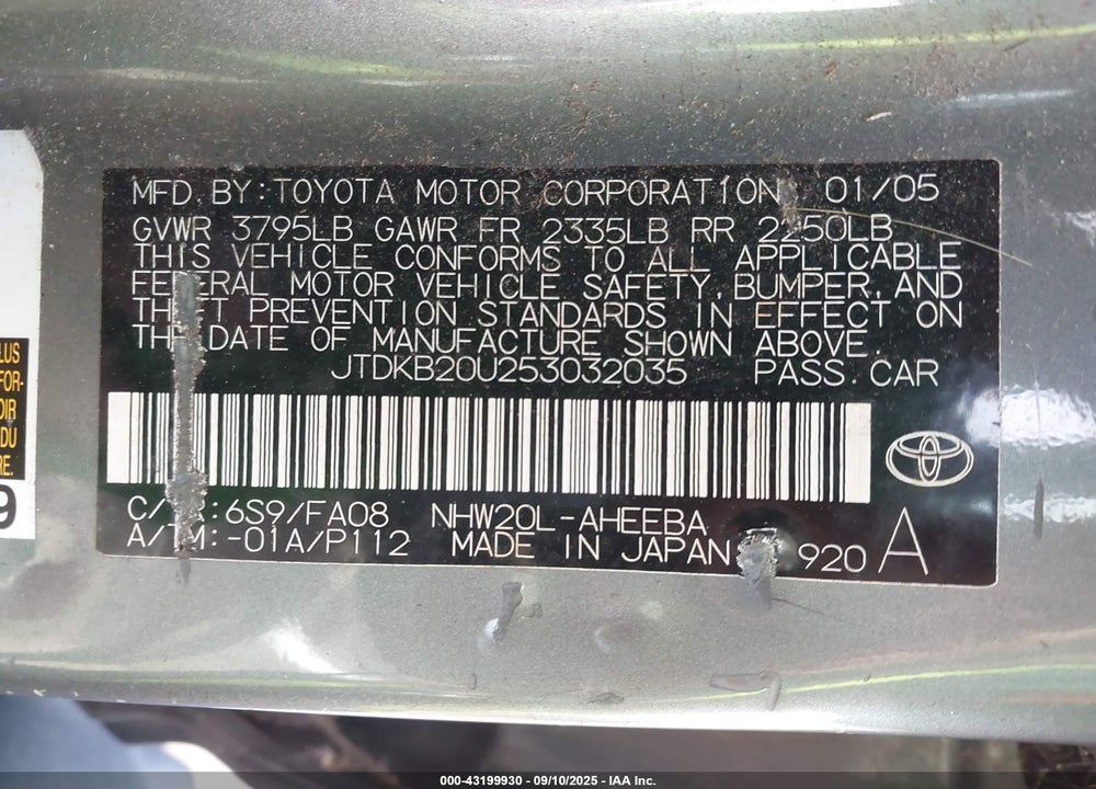 2005 TOYOTA PRIUS VIN: JTDKB20U253032035