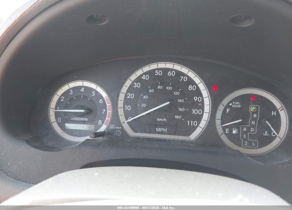 2005 TOYOTA SIENNA LE VIN: 5TDZA23C15S352076