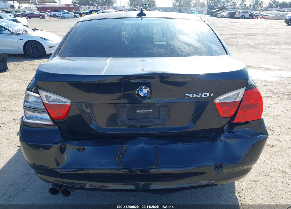2008 BMW 328I VIN: WBAVA33558P142274