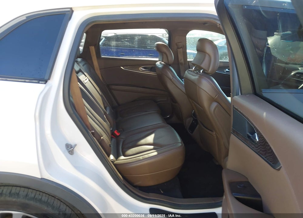 2016 LINCOLN MKX VIN: 2LMTJ6LP4GBL22803