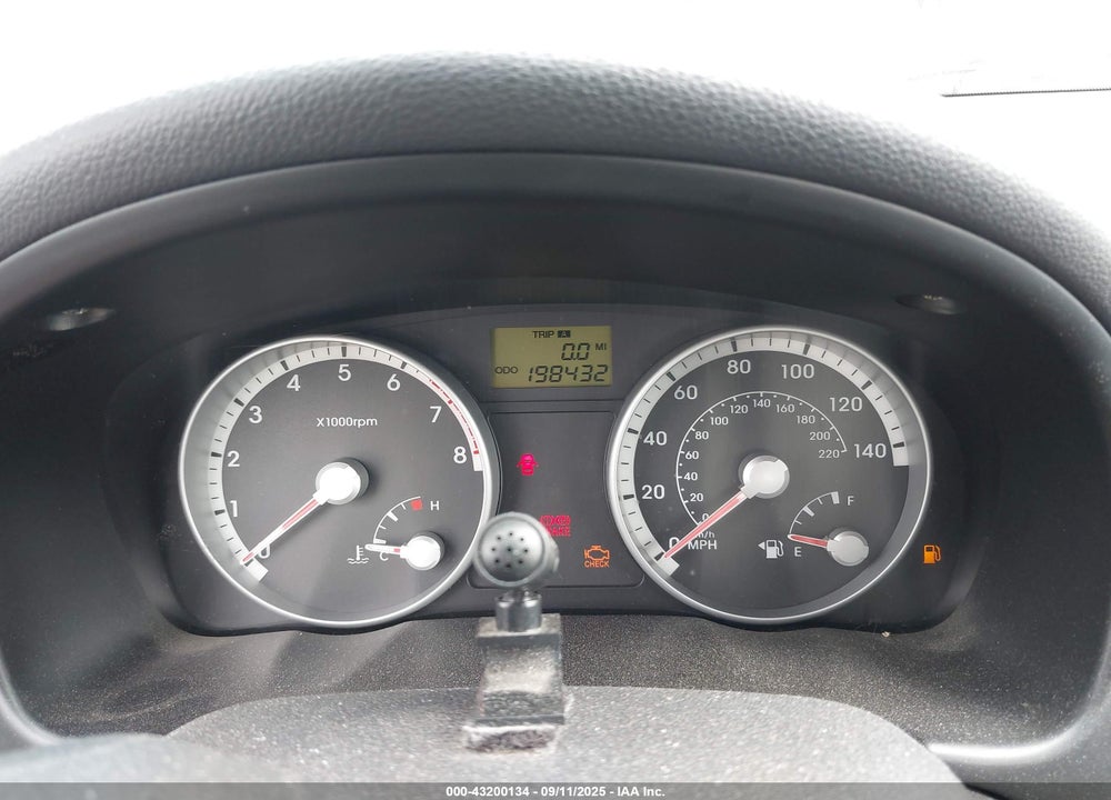 2008 HYUNDAI ACCENT SE VIN: KMHCN36C88U063056