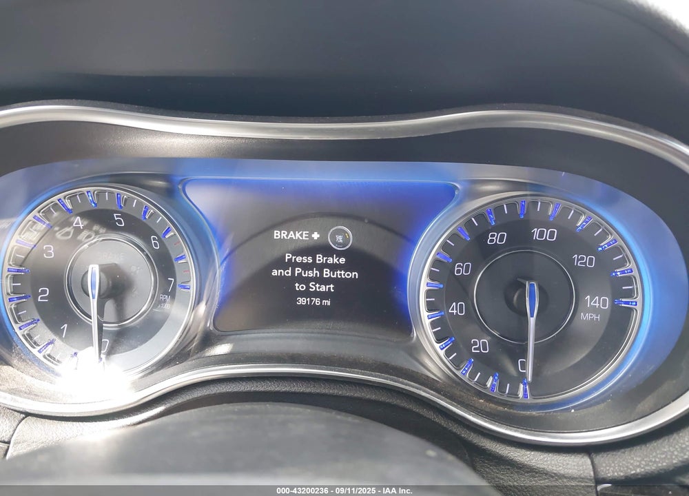2019 CHRYSLER 300 VIN: 2C3CCABG9KH693710