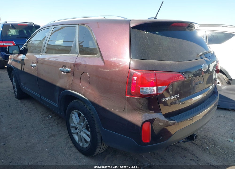 2014 KIA SORENTO VIN: 5XYKUDA75EG537643