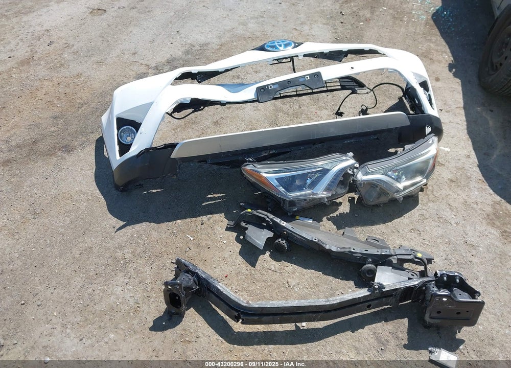 2016 TOYOTA RAV4 HYBRID VIN: JTMRJREV5GD005453