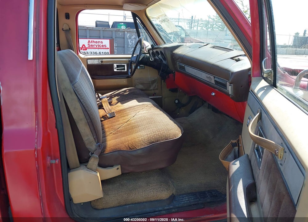 1984 CHEVROLET C10 VIN: 1GCDC14H0ES131858