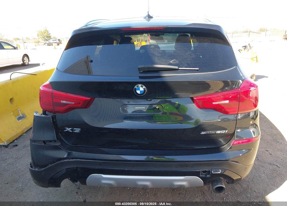 2019 BMW X3 VIN: 5UXTR7C50KLR53732