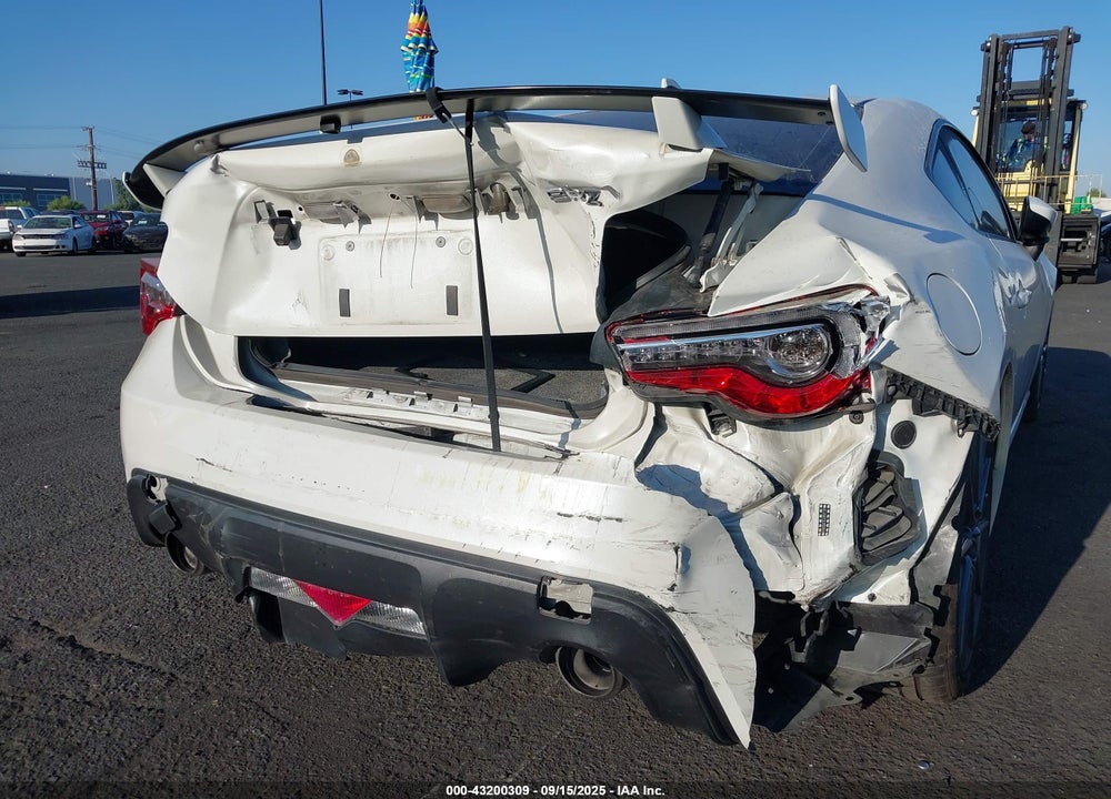 2020 SUBARU BRZ LIMITED VIN: JF1ZCAC12L9703310