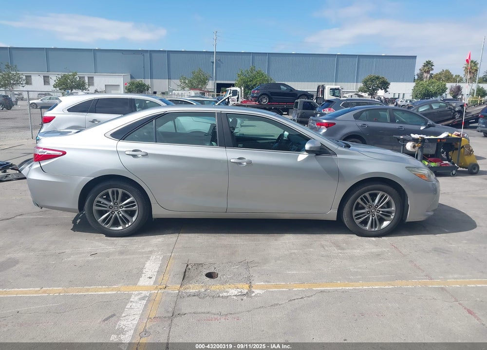 2015 TOYOTA CAMRY SE VIN: 4T1BF1FK1FU022222
