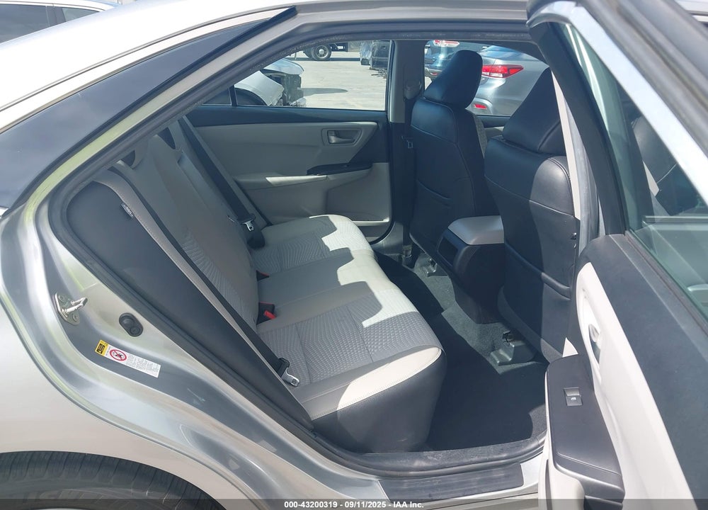 2015 TOYOTA CAMRY SE VIN: 4T1BF1FK1FU022222