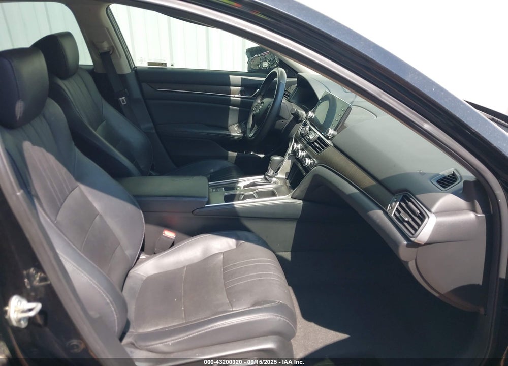 2018 HONDA ACCORD EX-L VIN: 1HGCV1F58JA116681