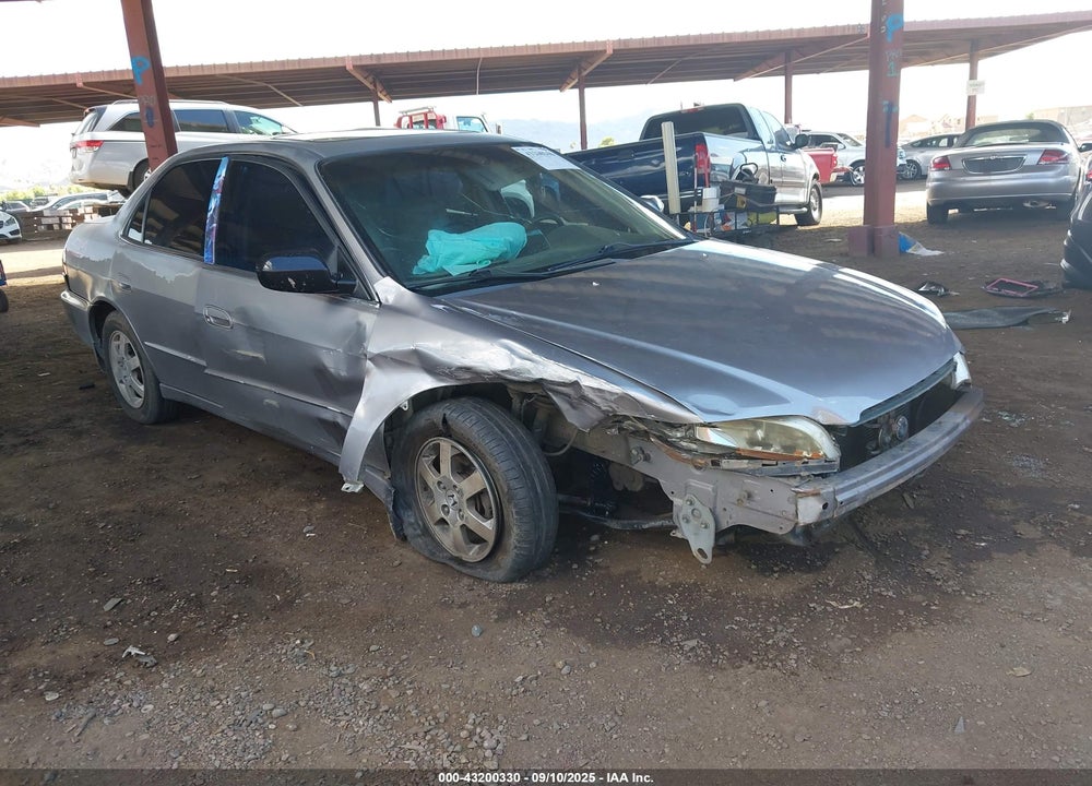 2000 HONDA ACCORD 2.3 EX VIN: JHMCG5552YC032208