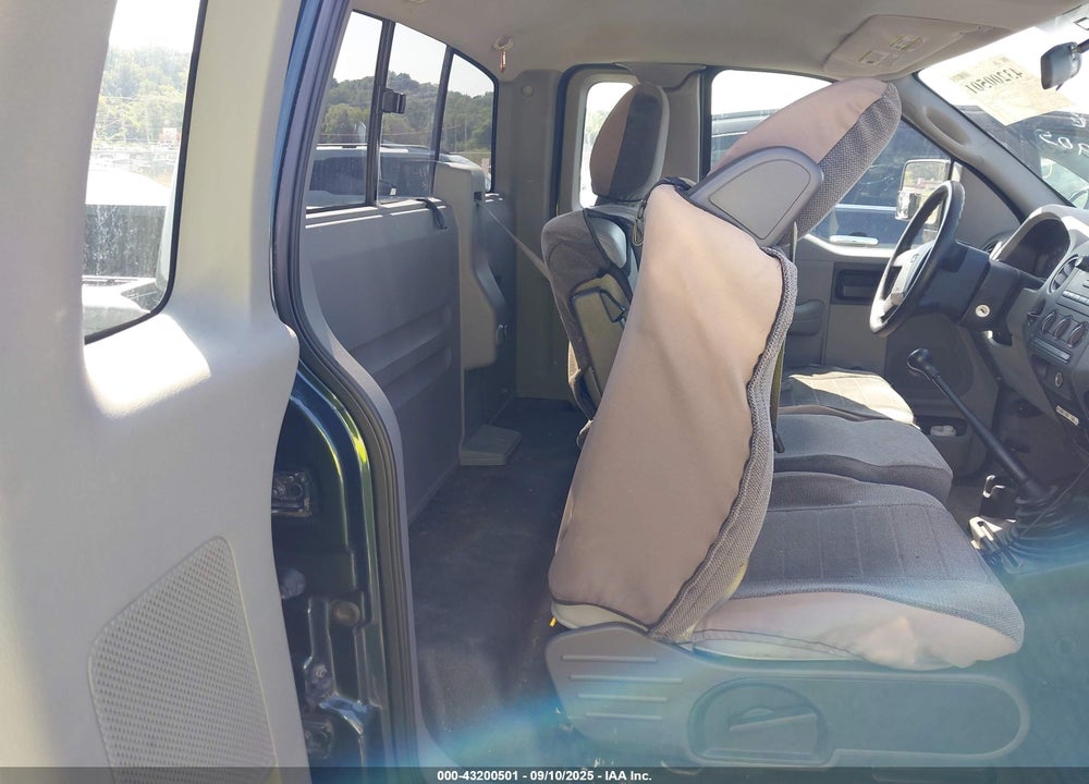 2005 FORD F-150 STX/XL/XLT VIN: 1FTRF12255NB43711
