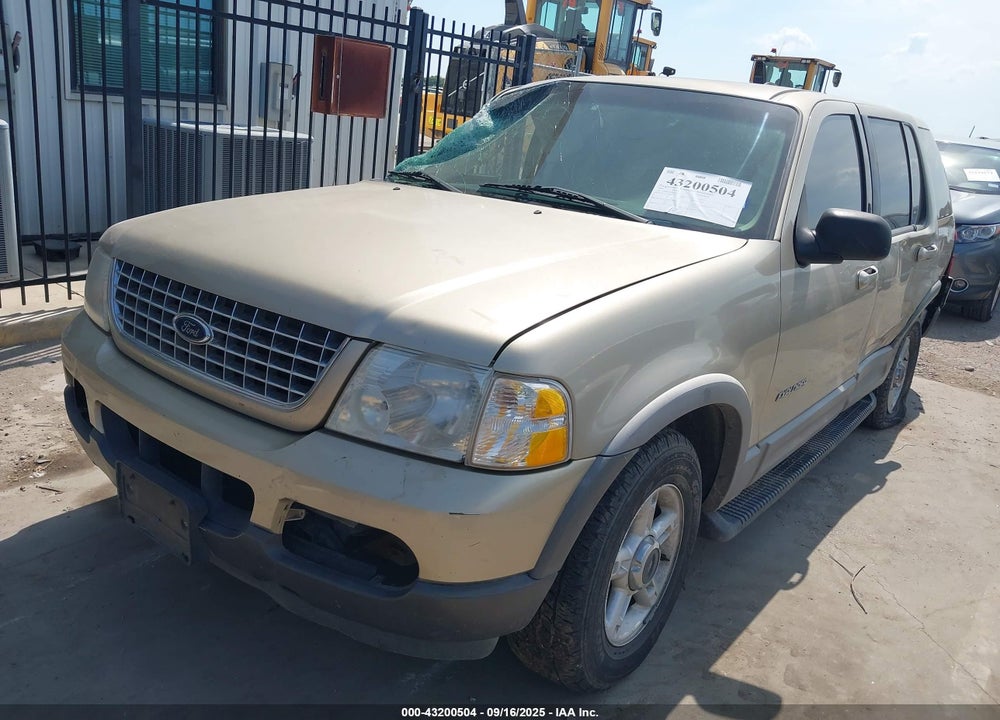 2002 FORD EXPLORER XLT VIN: 1FMDU73E02UA07673