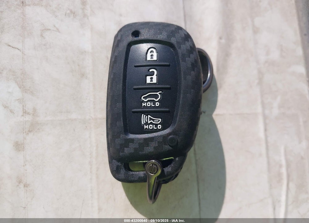2016 HYUNDAI SONATA VIN: 5NPE34AF0GH395785