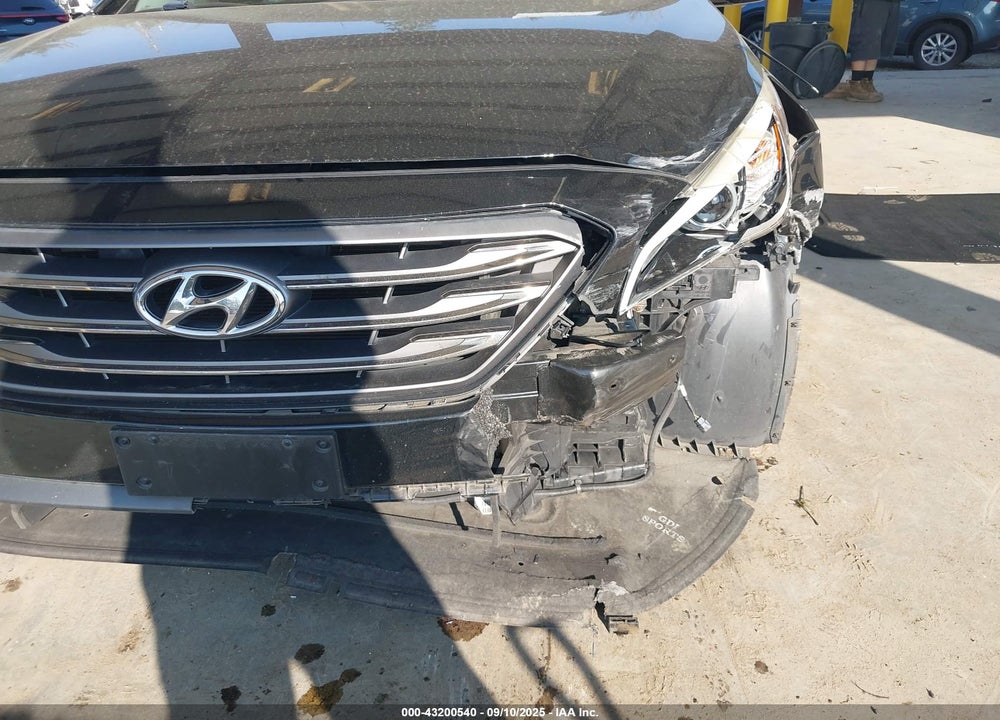 2016 HYUNDAI SONATA VIN: 5NPE34AF0GH395785