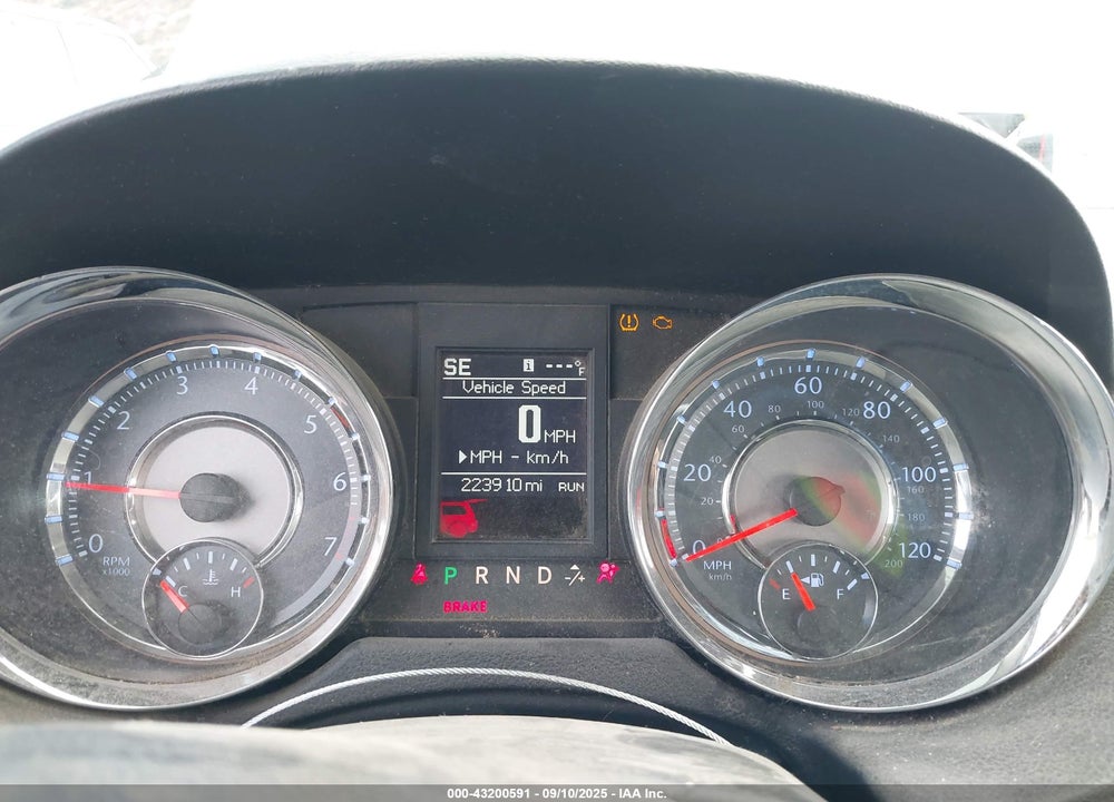 2014 CHRYSLER TOWN & COUNTRY TOURING VIN: 2C4RC1BG7ER435819