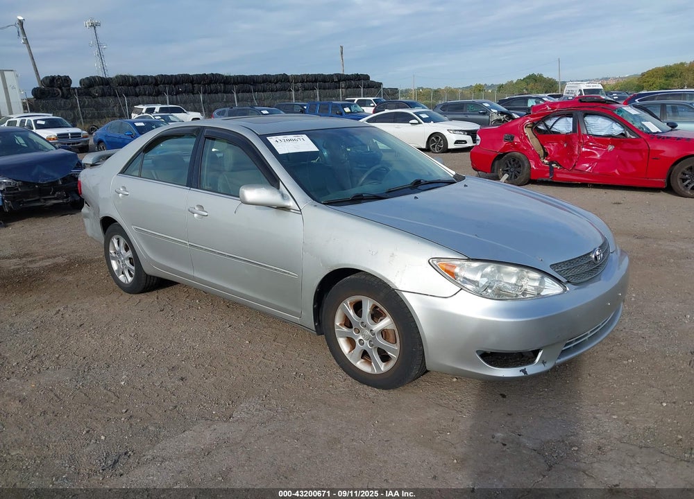 2005 TOYOTA CAMRY XLE VIN: 4T1BE30K65U950291