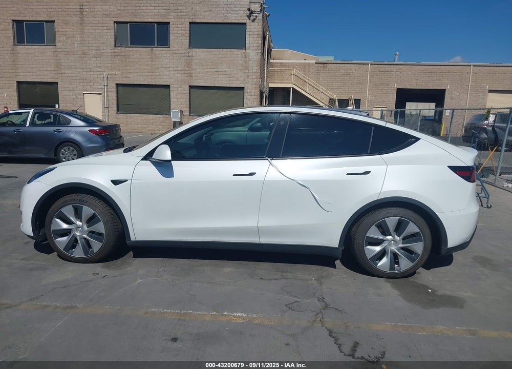2021 TESLA MODEL Y LONG RANGE DUAL MOTOR ALL-WHEEL DRIVE VIN: 5YJYGAEE6MF149934