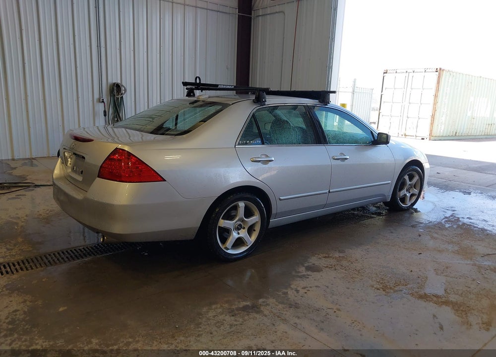 2006 HONDA ACCORD 3.0 EX VIN: 1HGCM65506A021220