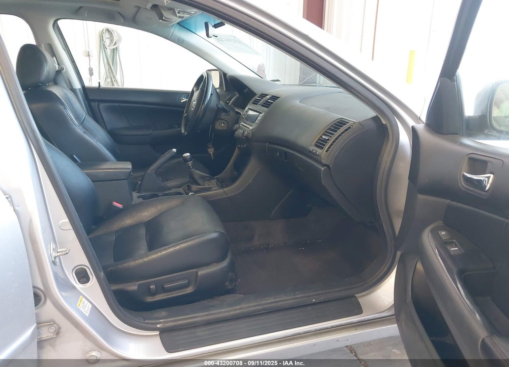 2006 HONDA ACCORD 3.0 EX VIN: 1HGCM65506A021220