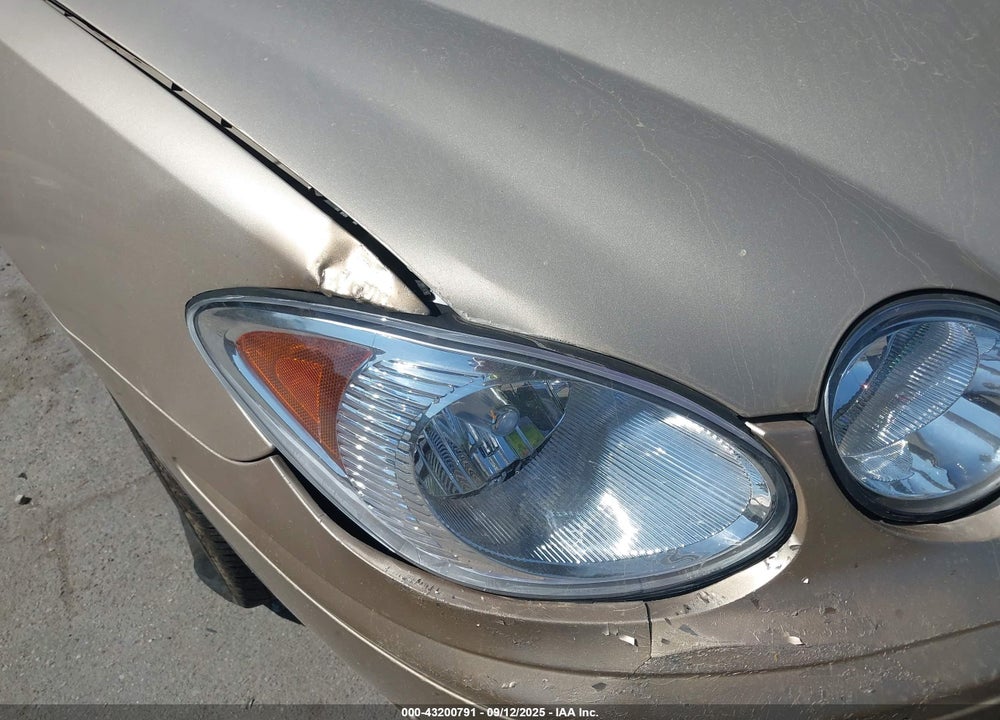 2005 BUICK LACROSSE CX VIN: 2G4WC532451341422