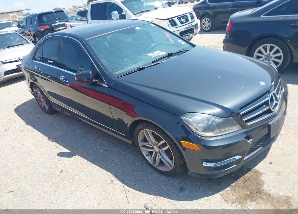 2014 MERCEDES-BENZ C 250 SPORT VIN: WDDGF4HBXEG215285