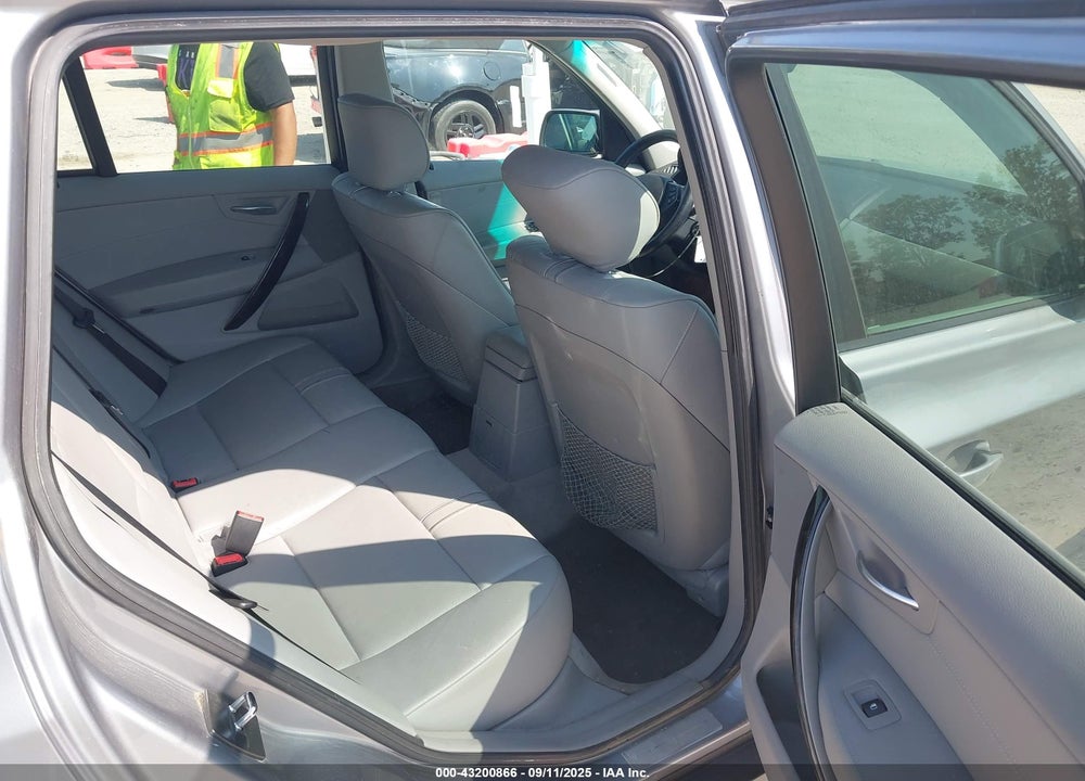 2007 BMW X3 VIN: WBXPC93457WF09300
