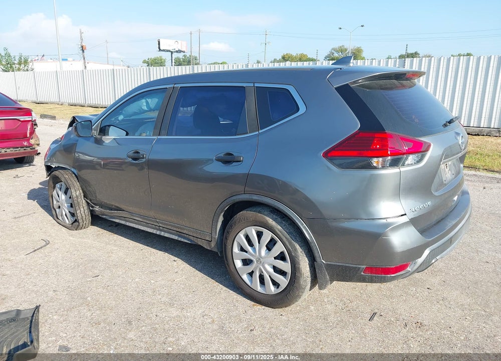 2017 NISSAN ROGUE VIN: JN8AT2MTXHW136547