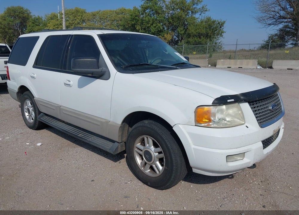 2003 FORD EXPEDITION XLT VIN: 1FMPU16L03LA11752