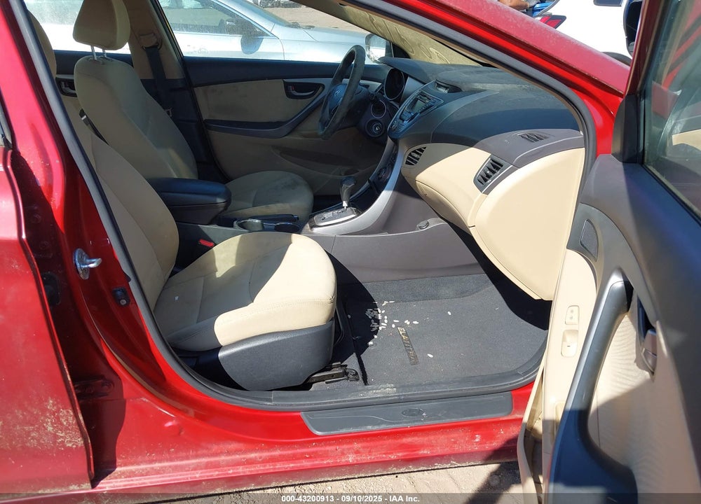 2013 HYUNDAI ELANTRA GLS VIN: KMHDH4AE0DU521984