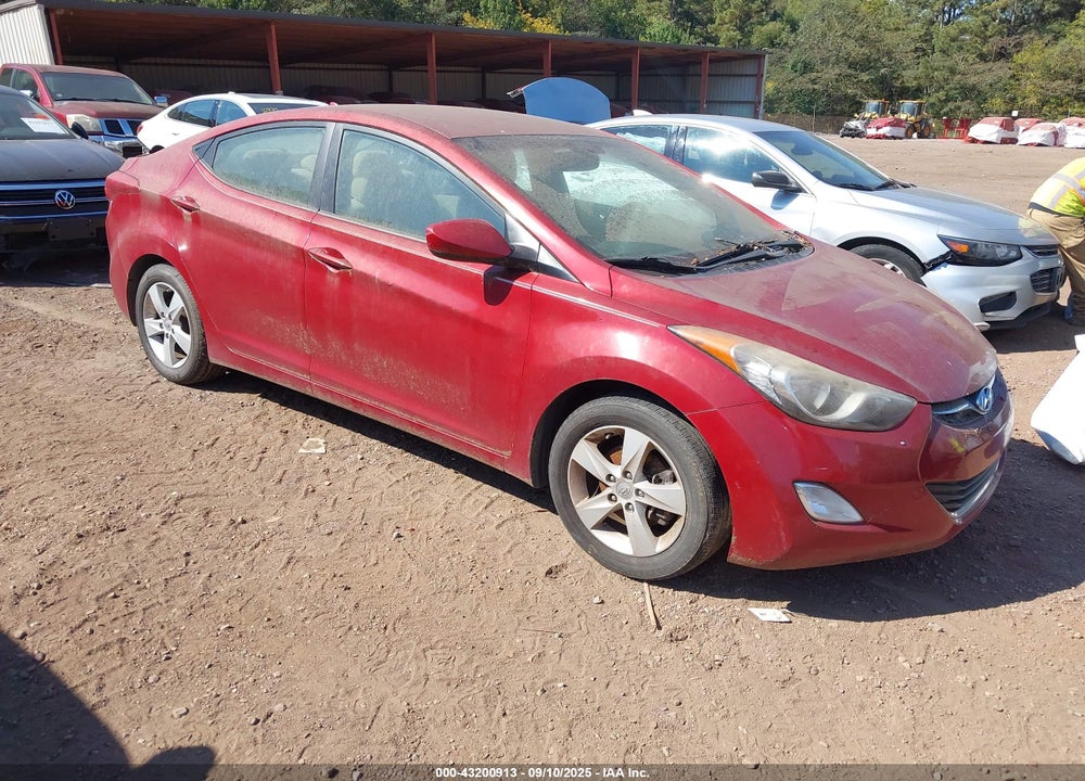 2013 HYUNDAI ELANTRA GLS VIN: KMHDH4AE0DU521984