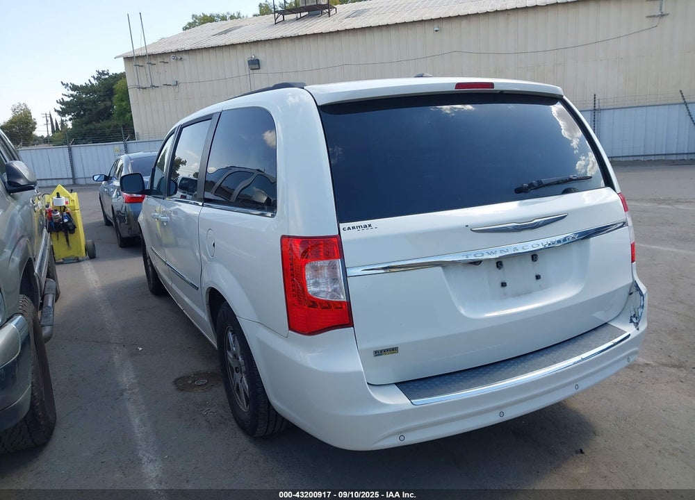 2011 CHRYSLER TOWN & COUNTRY VIN: 2A4RR5DG6BR719953