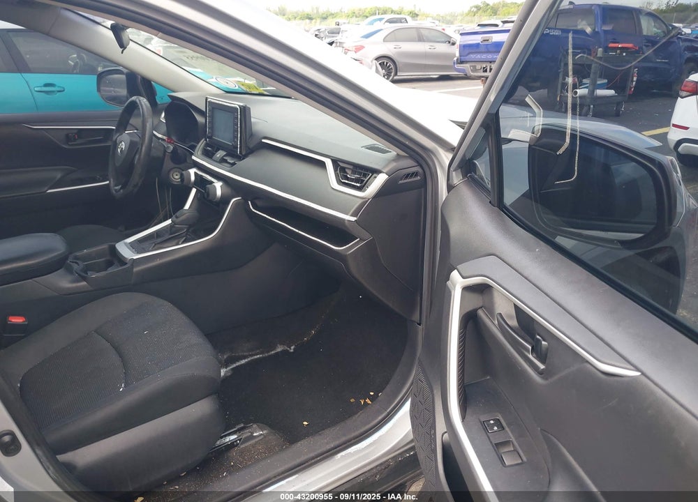 2019 TOYOTA RAV4 VIN: 2T3H1RFV9KW003968